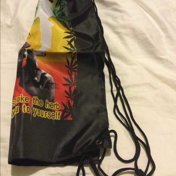 Drawstring backpack - Picture 2 of 4